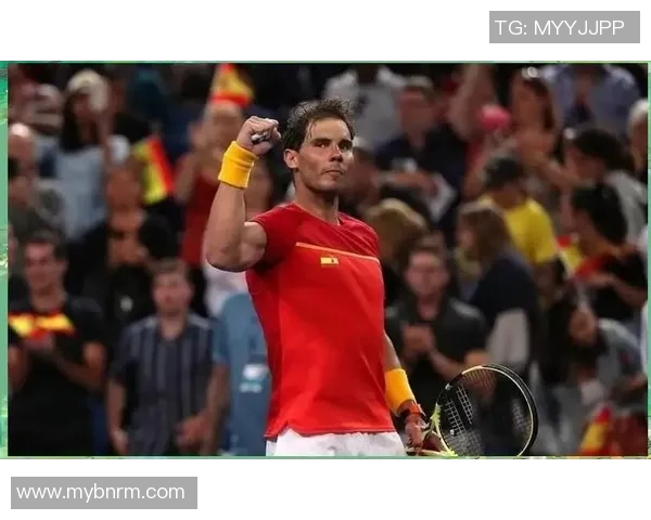 传奇黑人足球明星老将的辉煌历程与影响力探讨